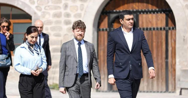 Fransa Zəngəzurda konsulluq açır: tarix bəlli oldu