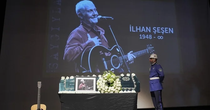İlhan Şeşenin cənazəsi liftdə qaldı