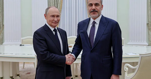 Putin Hakan Fidanı qəbul etdi Yenilənib