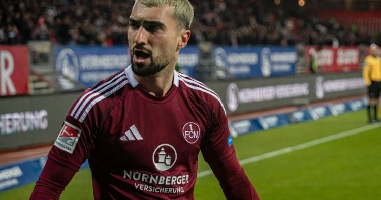 Azərbaycan millisinin hücumçusu Kayzerslauten ə keçə bilər