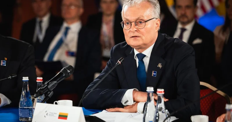 Гитанас Науседа поздравил Президента Ильхама Алиева