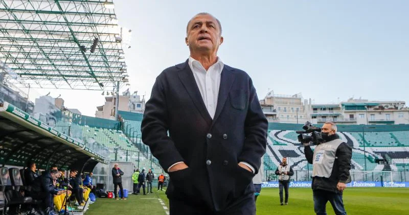 Fatih Terimin komandası mövsümü 3 xalla qapatdı