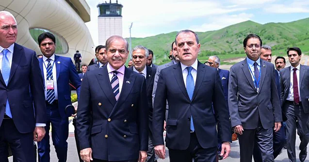 Laçında mehriban qarşılanmanın Videosu