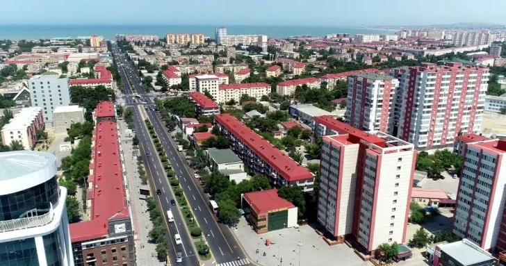 YAŞLI QADININ EVİNİ SATDI, BORCUNU ÖDƏDİ, QALAN PULU İSƏ MƏNİMSƏDİ... Sumqayt sakini özünü vəkil kimi təqdim edən Səlimov Elvin İlham oğlunu ittiham edir
