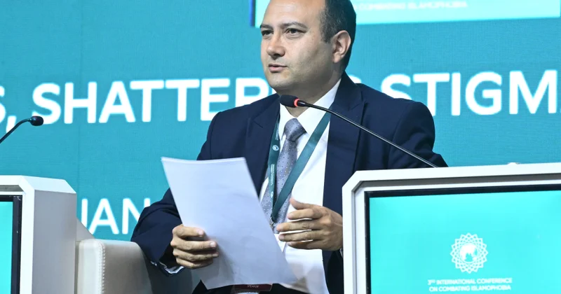 Rektor: İslama qarşı artan nifrət narahatedici vəziyyətdədir