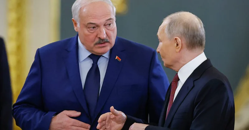 Путин поблагодарил Лукашенко за помощь в обмене военнопленными