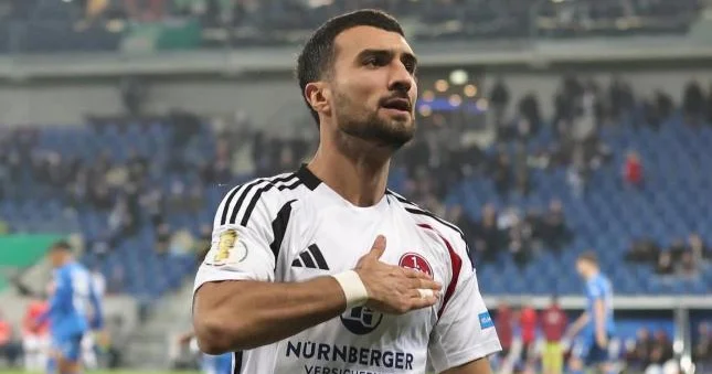 Mahirlə Zamir yoldadı, Renat gecikəcək
