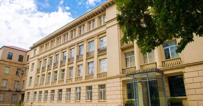 Ani və xəbərsiz qərarlar... Deputatdan Təhsil Nazirliyinin qərarına REAKSİYA
