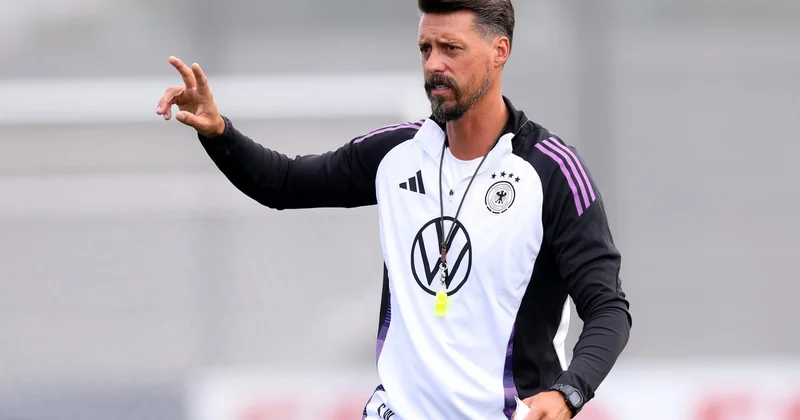 Sandro Vaqner Bundesliqada klub çalışdıracaq