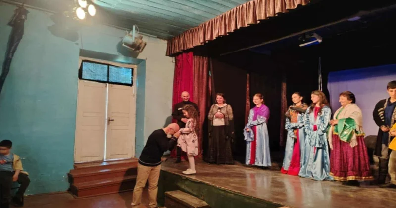 “Peşəkar teatr dərsləri”nin növbəti mərhələsi Qaxda başa çatdı