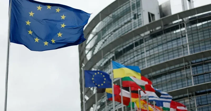 Macarıstan və Slovakiya Avropada demokratiya ilə bağlı bəyannaməyə veto qoyub