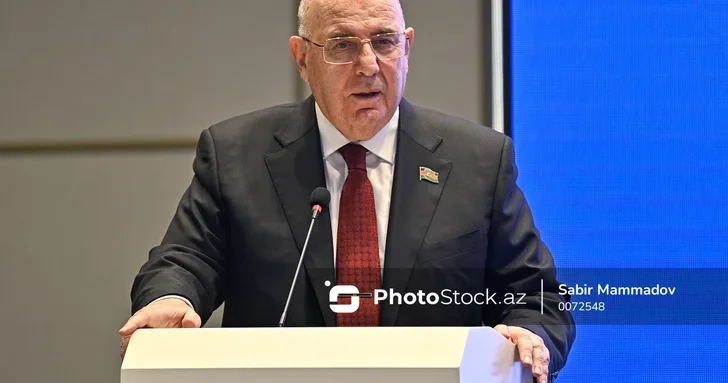 Депутат: Минздрав Азербайджана должен принять меры для привлечения врачей в регионы страны