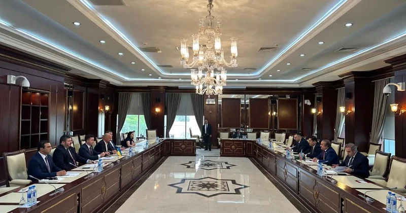 Ukrayna səfiri Milli Məclisdə FOTO