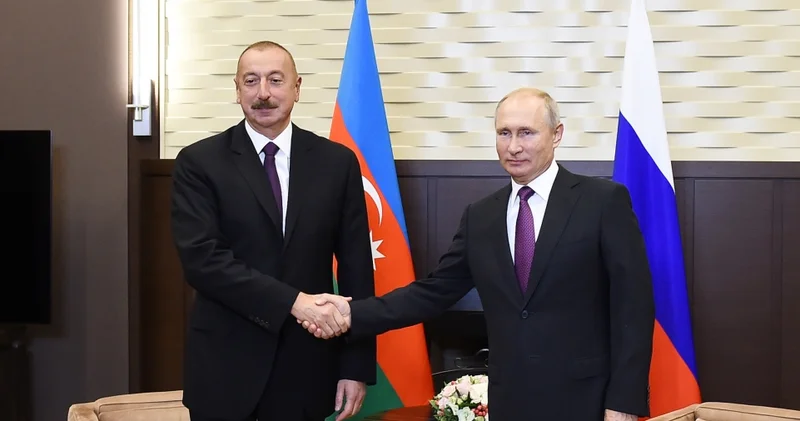 Putin Müstəqillik Günü münasibətilə Azərbaycan Prezidentini təbrik edib