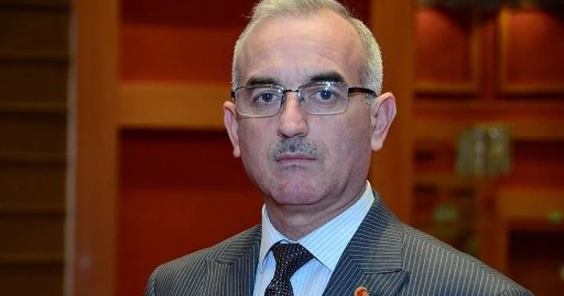 Tanınmış vəkilə ağır itki üz verdi FOTO