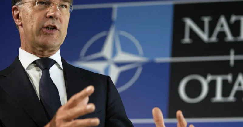 NATO nun Baş katibi üzv ölkələrdən müdafiə xərcləri barədə razılığa gəlməyi gözləyir