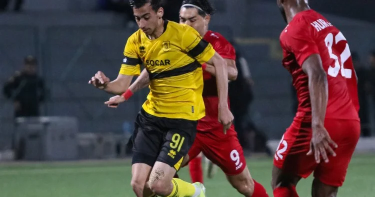Neftçi nin futbolçusuna 4 oyunluq cəza verildi