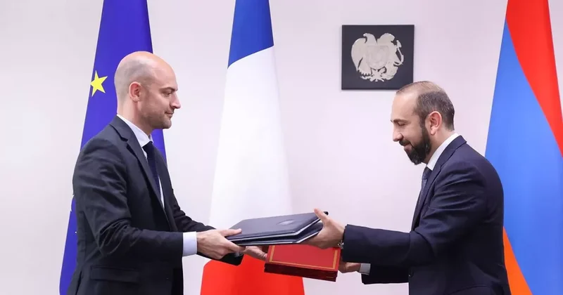 Армения и Франция подписали три документа