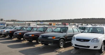 Azərbaycanda daha 55 avtomobil hərraca çıxarılır
