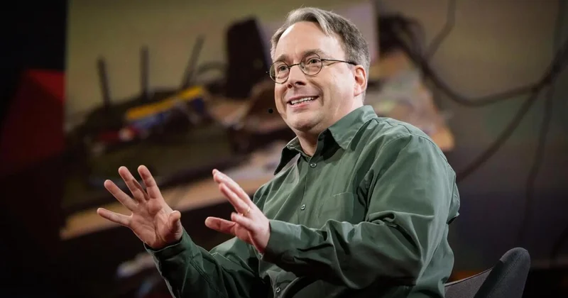 Linus Torvalds: Süni intellekt inqilab deyil, sadəcə yeni bir alətdir