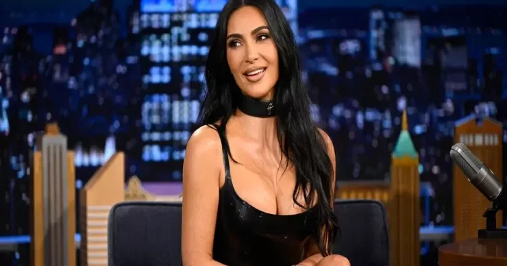 Kim Kardaşyan gündəlik 35 həb qəbul edir Səbəblər...