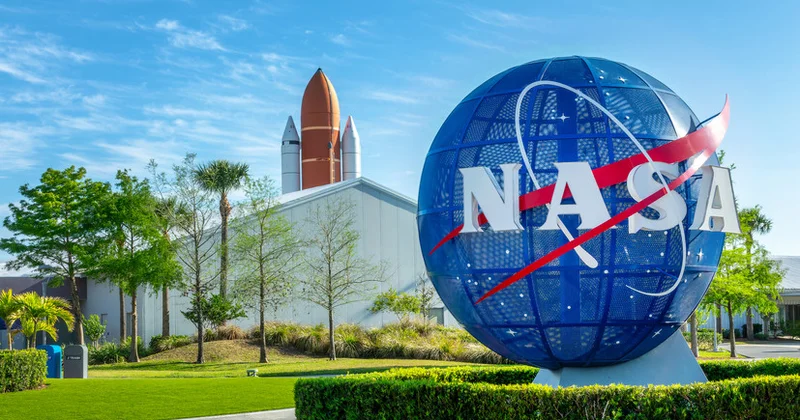 NASA Ayda daimi yaşayış bazası yaratmağa hazırlaşır.