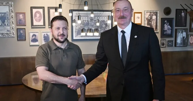 Zelenski Prezident İlham Əliyevə Ukraynaya göstərilən humanitar və enerji yardımına görə minnətdarlıq edib