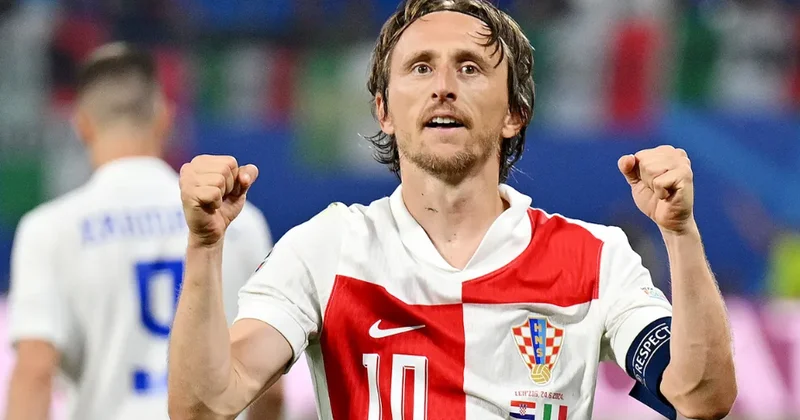 Tanınmış futbolçu DÇ dan sonra karyerasını bitirə bilər
