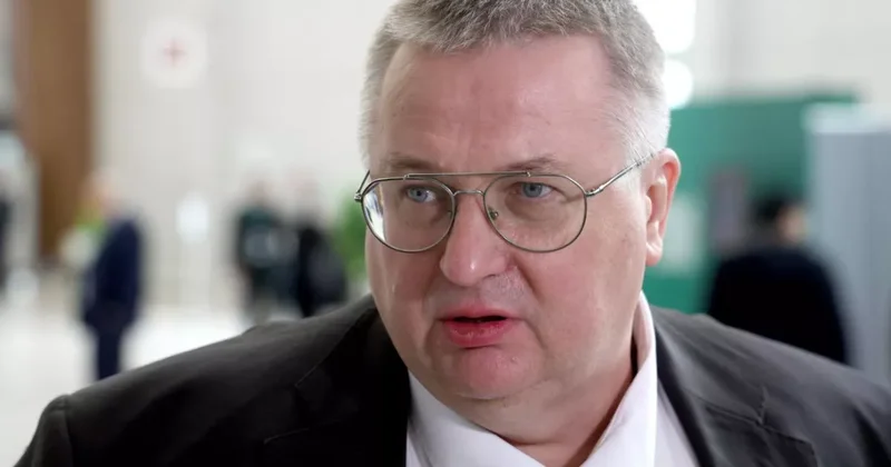 Оверчук предупреждает Армению о рисках выхода из ЕАЭС