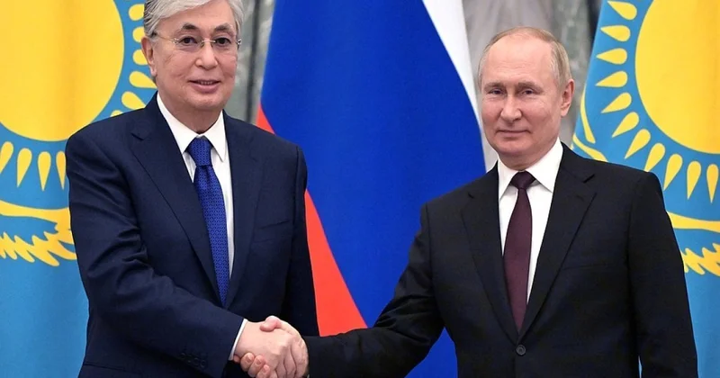 Putin Qazaxıstana səfər edib