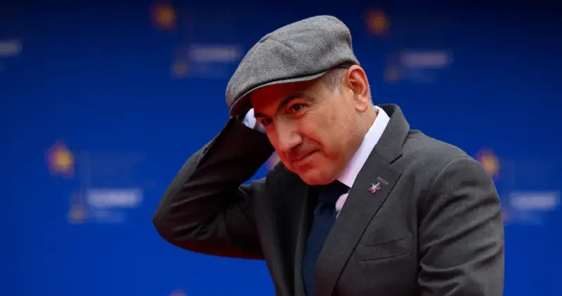 Paşinyandan ona sünnət olunub deyən keşişə cavab: “Göstərə bilərəm”