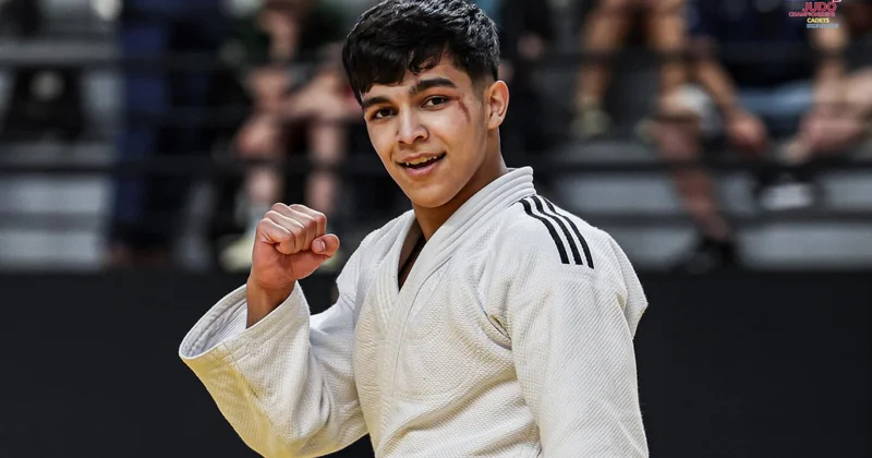 Азербайджанский мальчик пообещал стать чемпионом Европы… В 17 лет он лучший в Европе! ВИДЕО