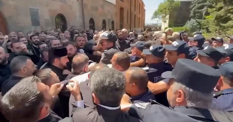 İrəvanda gərginlik: polislər keşişin evinə basqın etdi VİDEO