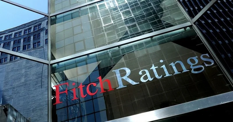 Fitch Ratings огласил прогнозы по госдолгу Азербайджана до 2031 года