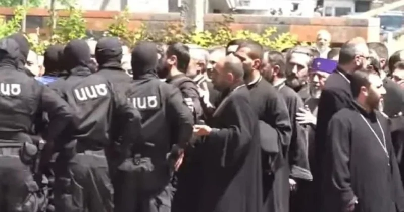 Qərbin insan haqları seçiciliyi: Ermənistan niyə istisnadır?