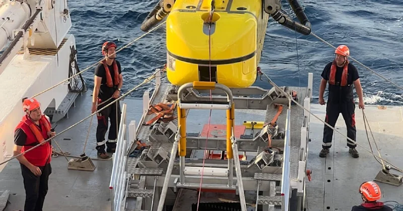 Atlantik okeanında nüvə tullantılarının olduğu 1000 dən çox çəllək aşkarlanıb