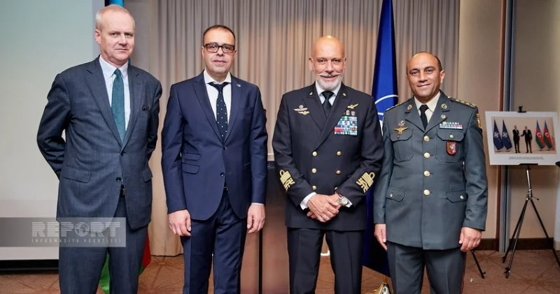 Cəfər Hüseynzadə NATO Baş katibinin köməkçisi ilə görüşüb
