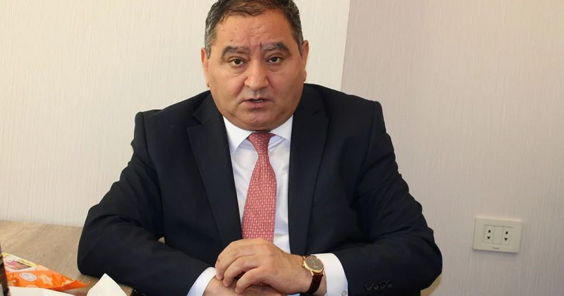 Etibar Əliyev: “Təhsil sahəsinə aidiyyatı olmayan şəxslərə yüksək vəzifələr verilir”
