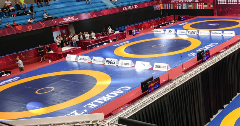 Три азербайджанских борца вышли в финал чемпионата Европы в Италии