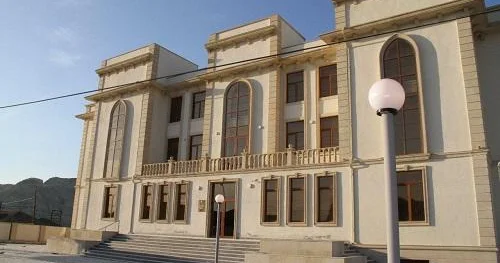 Partlayışın baş verdiyi ərazi və anbar... Nazirlik
