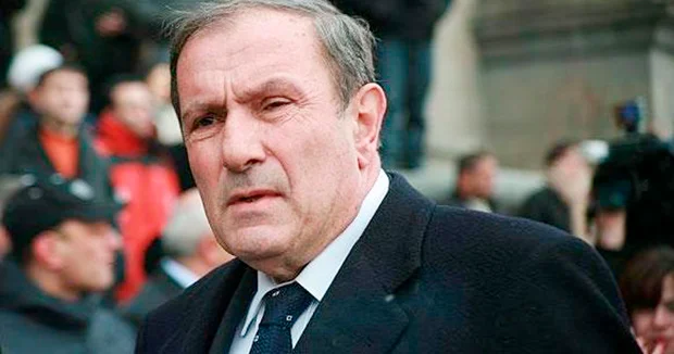 Ter Petrosyan katolikosu hakimiyyətin təxribatlarına uymamağa çağırıb Media