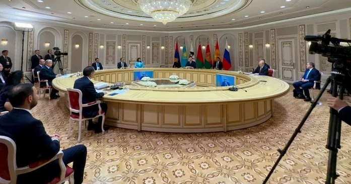 Лидеры ЕАЭС собрались в Минске
