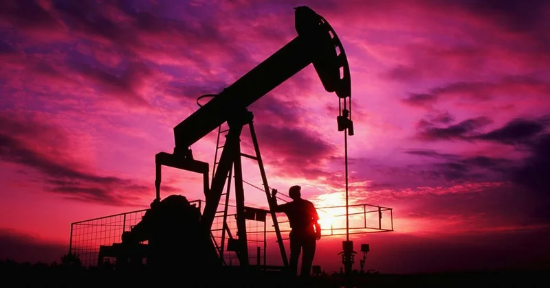 Цена на нефть марки Azeri Light выросла до 73,35 доллара за баррель