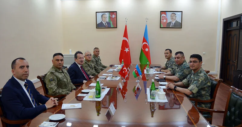 Türkiyə nümayəndə heyəti Azərbaycanın Quru Qoşunları Komandanlığında olub