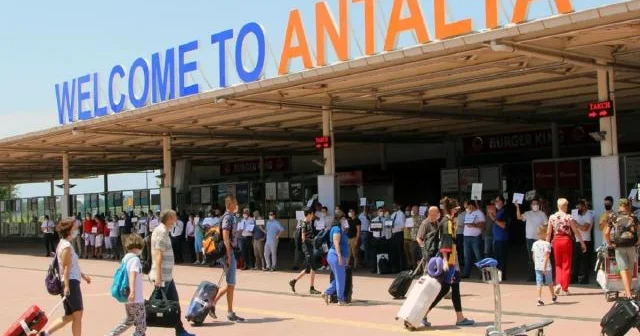Soçidə yeməksiz tətil Türkiyədəki tətillərdən daha bahadır..?