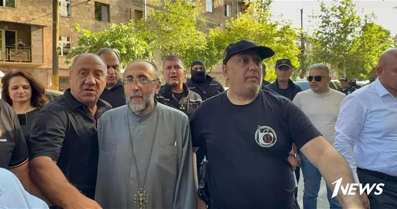 Архиепископ Аджапахян прибыл в СК Армении