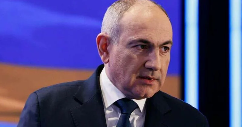 Paşinyan jurnalistlərdən qaçdı