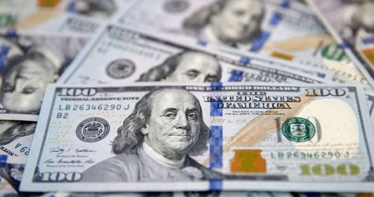 Pulunu dollarla saxlamaq istəyənlərə VACİB XƏBƏR: “Yaxın vaxtlarda ABŞ valyutasının məzənnəsi…” KONKRET