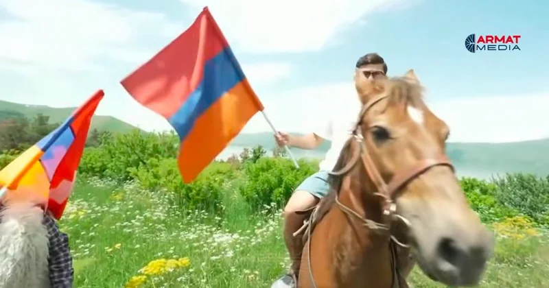 Məşhur UFC döyüşçüsü Arsax bayrağını götürmür VİDEO