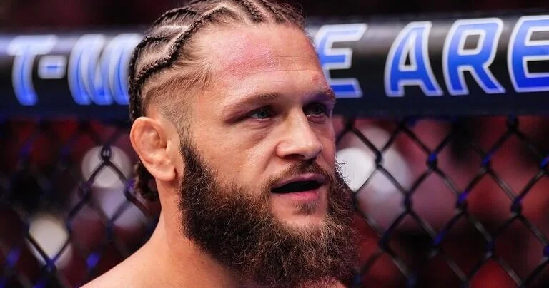 UFC: Rafael Fiziyev rəqibini nakautla məğlub edib